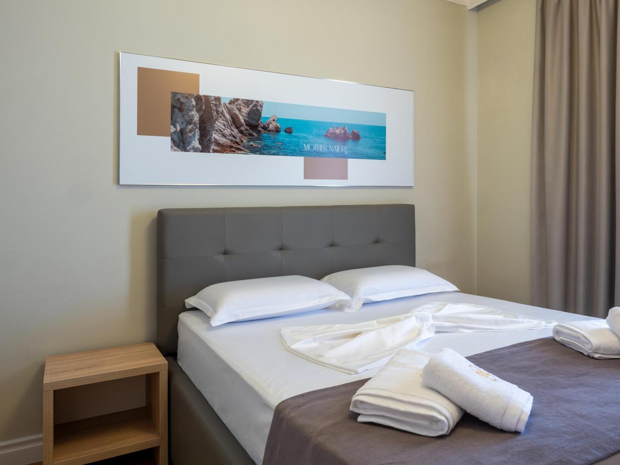 Nia Boutique Hotel By Rapo'S Resort Himara Kültér fotó