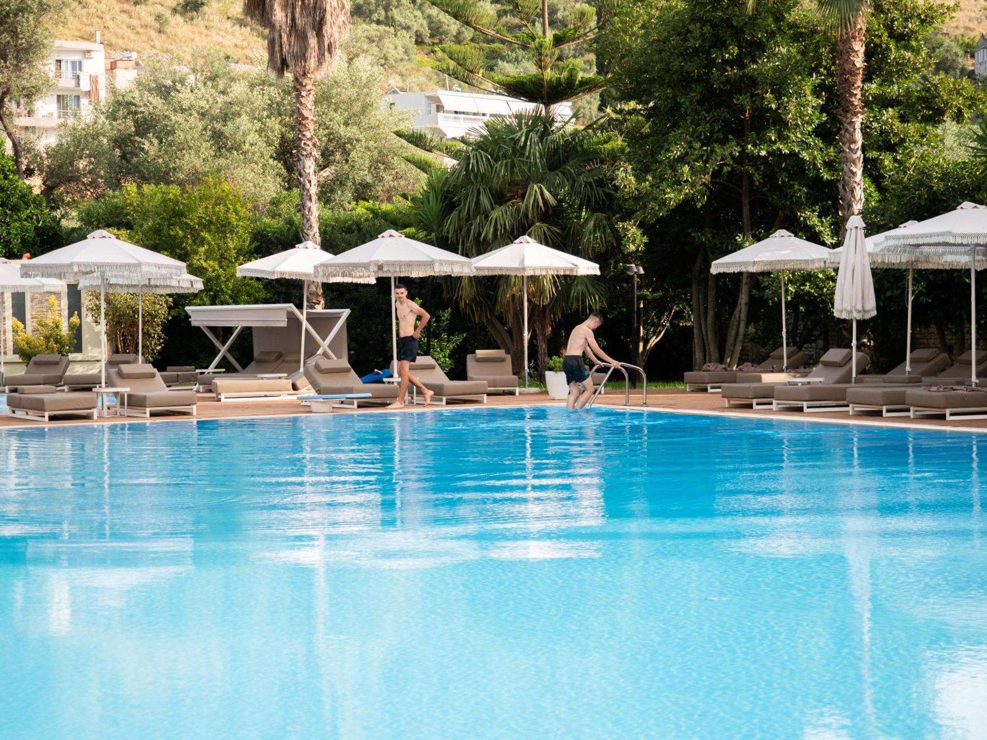 Nia Boutique Hotel By Rapo'S Resort Himara Kültér fotó