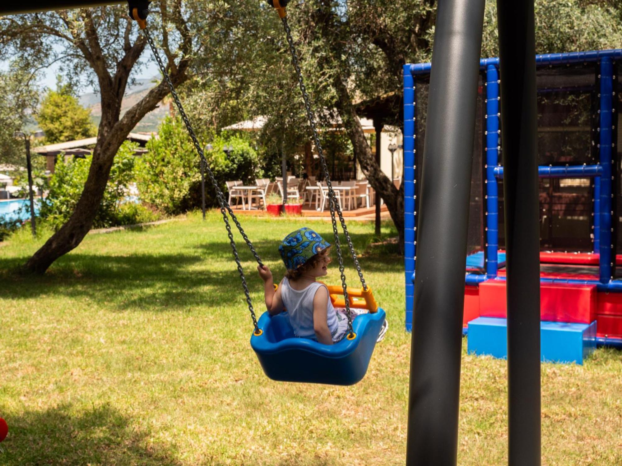 Nia Boutique Hotel By Rapo'S Resort Himara Kültér fotó
